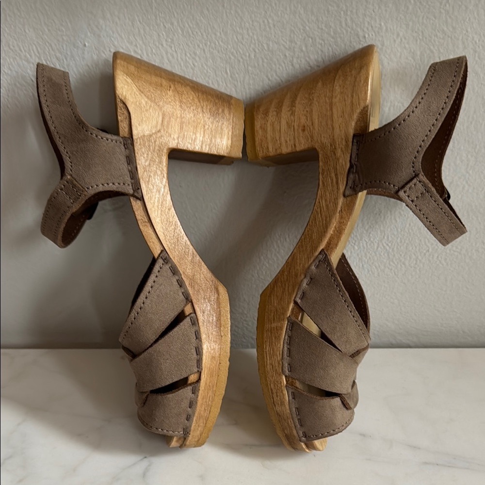 SVEN HIGH heel Square Accent Sandal Clog